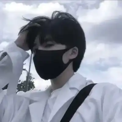曾雅彤